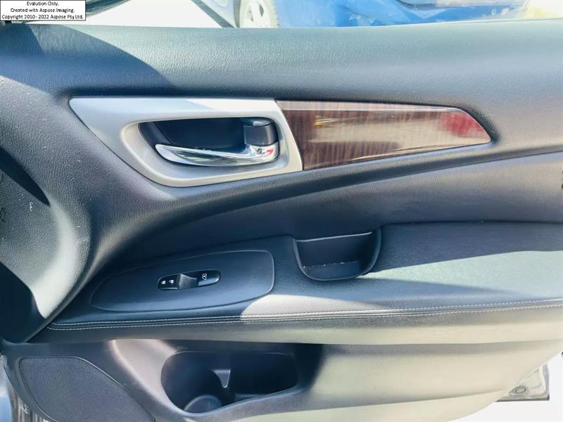 Nissan Pathfinder 17