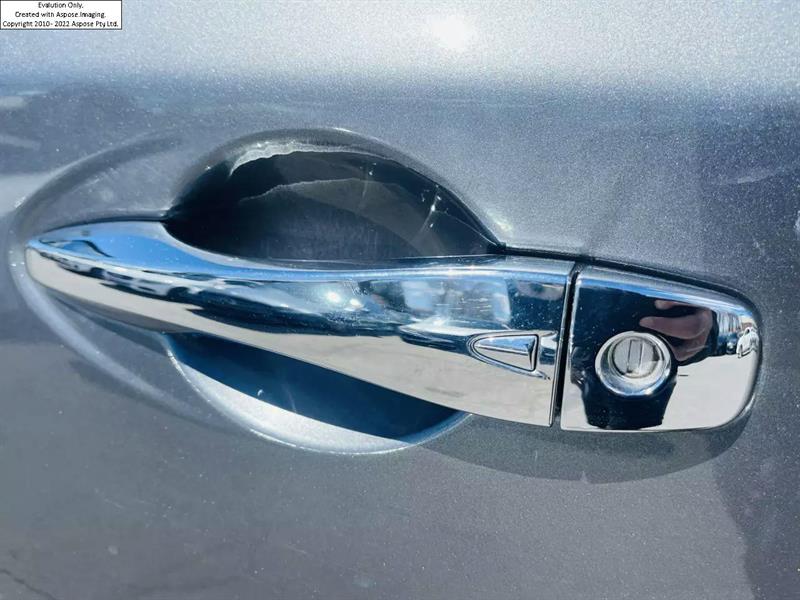 Nissan Pathfinder 25