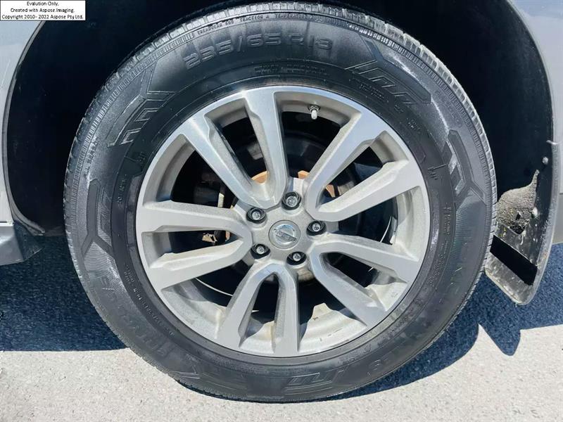 Nissan Pathfinder 26