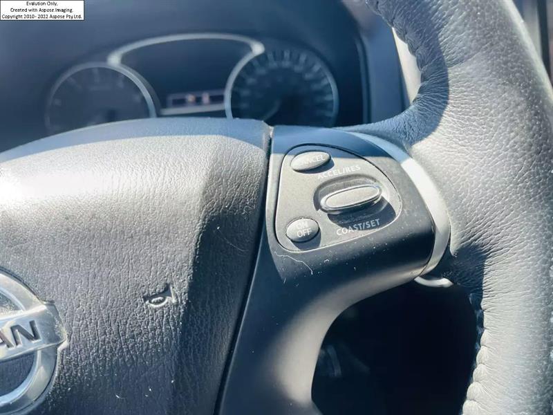 Nissan Pathfinder 33