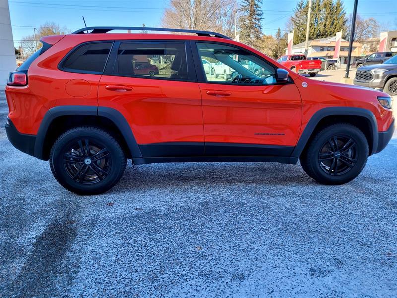 Jeep Cherokee 4