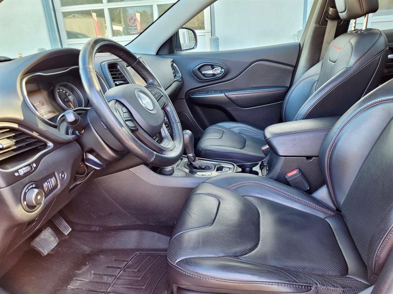 Jeep Cherokee 11