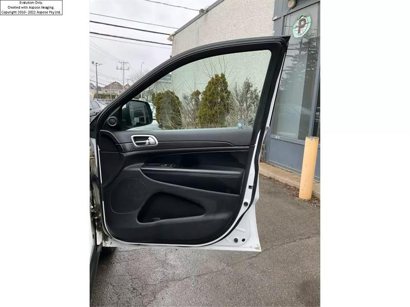 Jeep Grand Cherokee 9