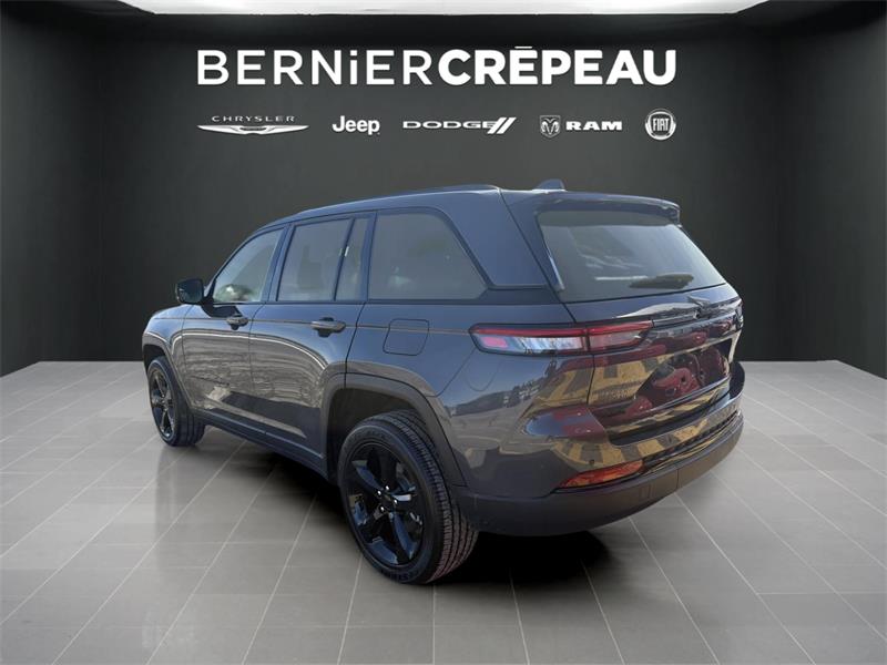 Jeep Grand Cherokee 4
