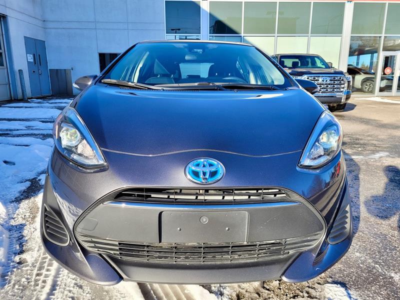 Toyota Prius C 2