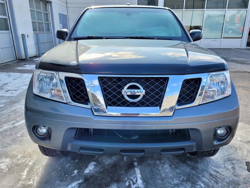 Nissan Frontier 2