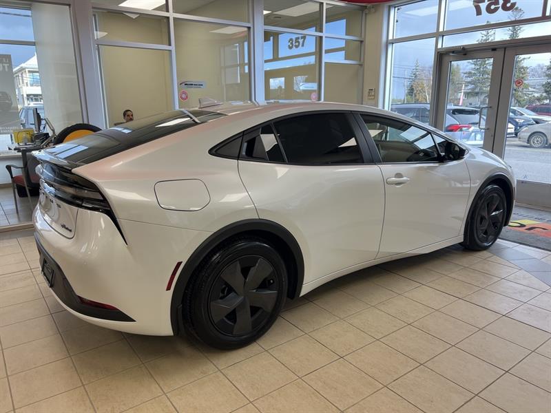 Toyota Prius Prime 5