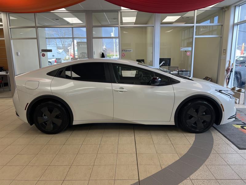 Toyota Prius Prime 6