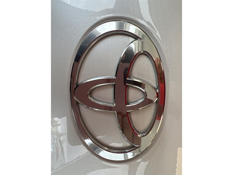 Toyota Prius Prime 9