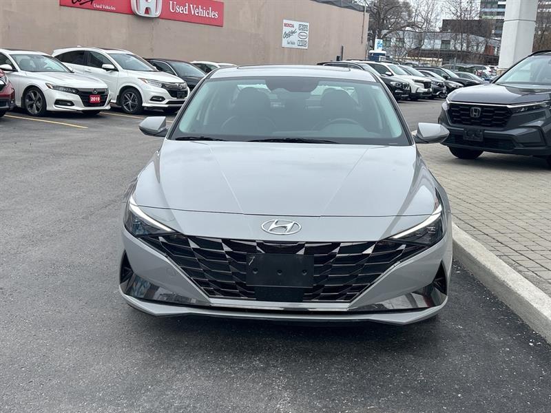 hyundai Elantra 2022 - 2