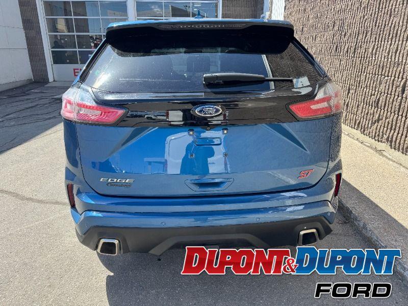 Ford Edge 4