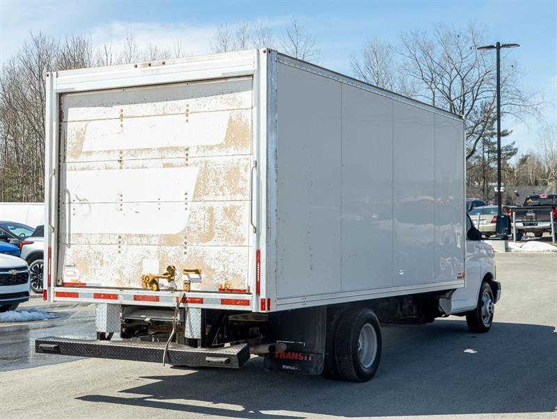 gmc Savana cargo 3500 2017 - 8