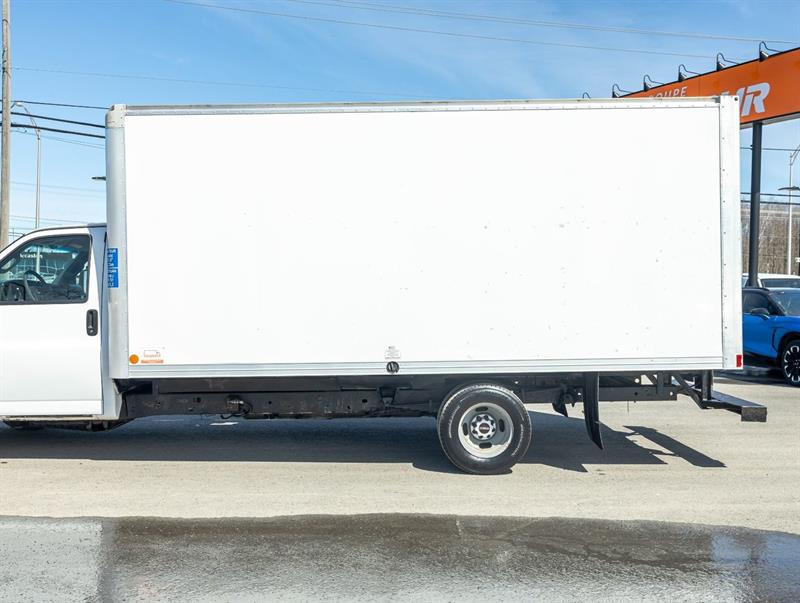 gmc Savana cargo 3500 2017 - 21