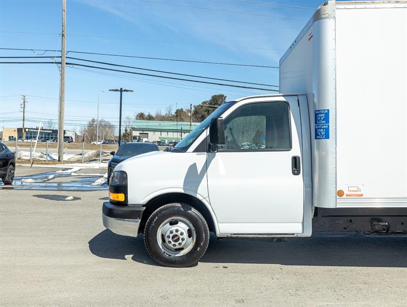 gmc Savana cargo 3500 2017 - 22