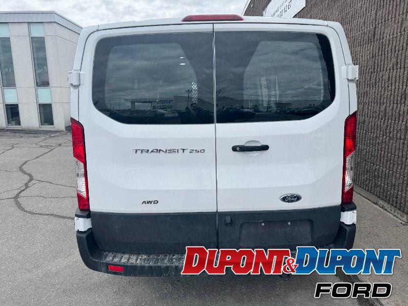 Ford Transit 4