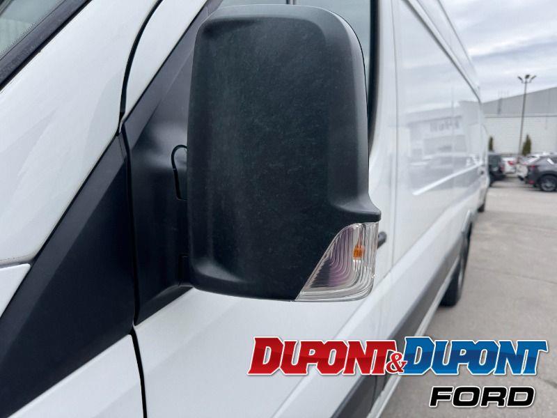 Mercedes-Benz Sprinter Cargo Van 9