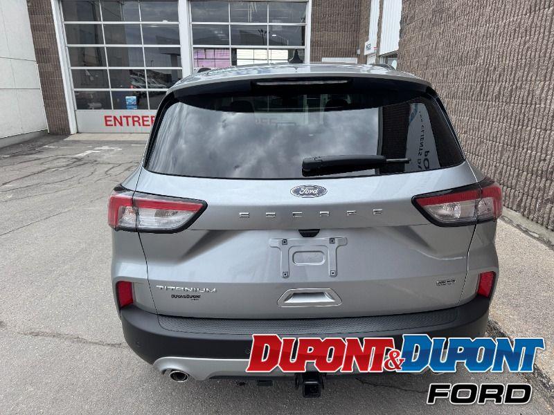Ford Escape 4