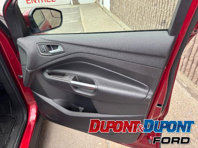 Ford Escape 24