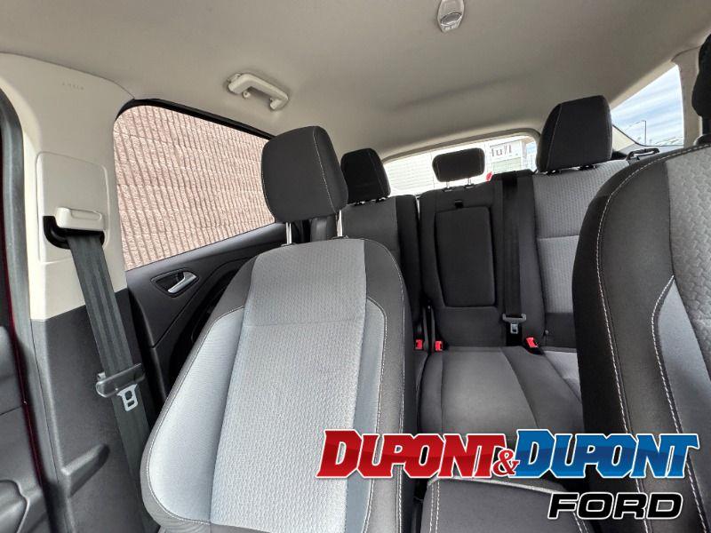 Ford Escape 32