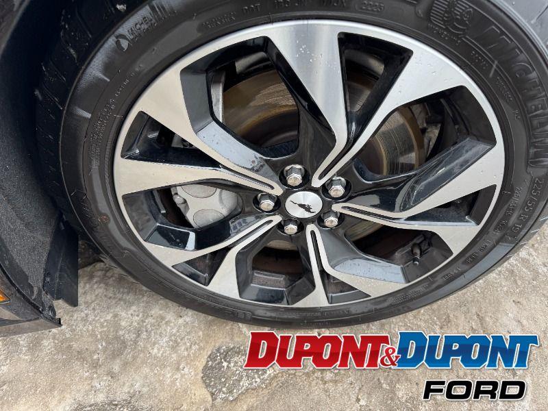 Ford Mustang Mach-e 9