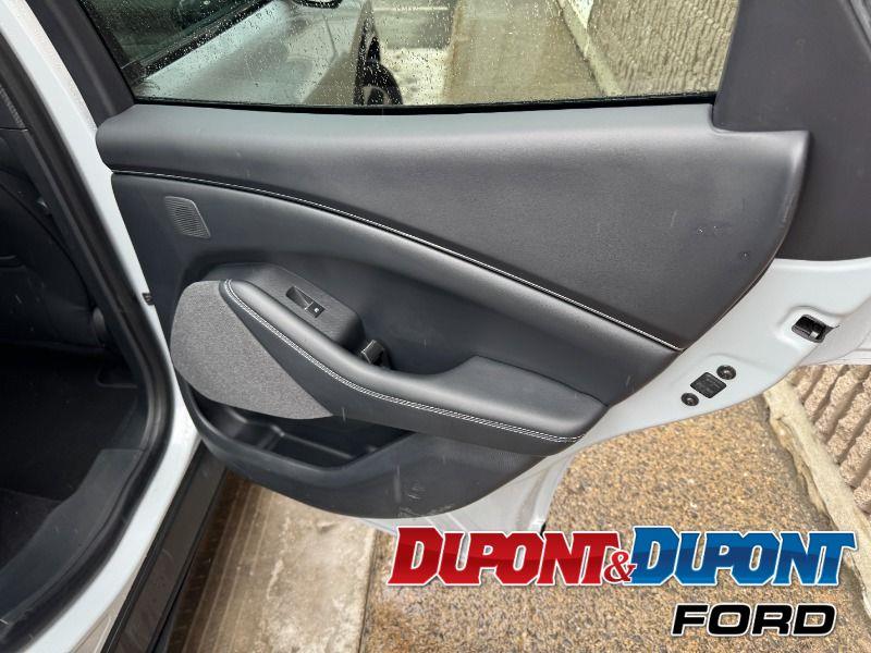 Ford Mustang Mach-e 24