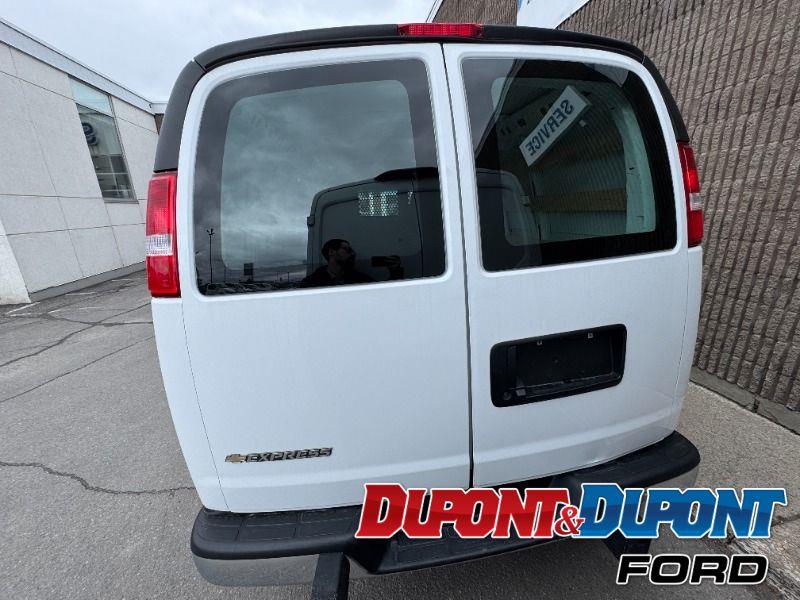 Chevrolet Express Cargo Van 4