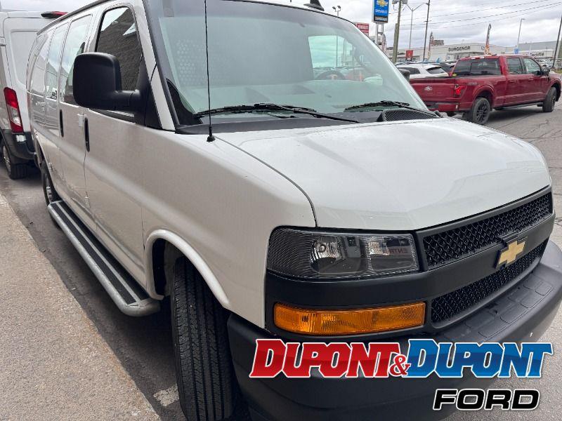 Chevrolet Express Cargo Van 6