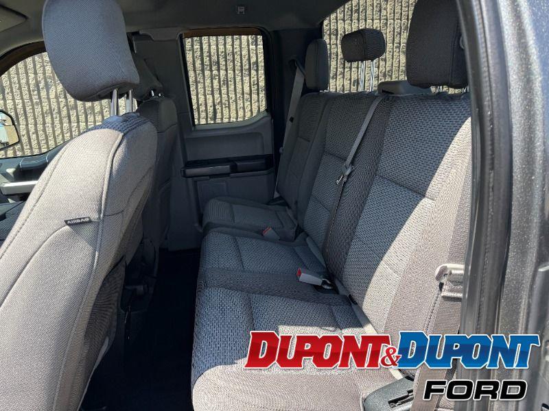 Ford F-150 21
