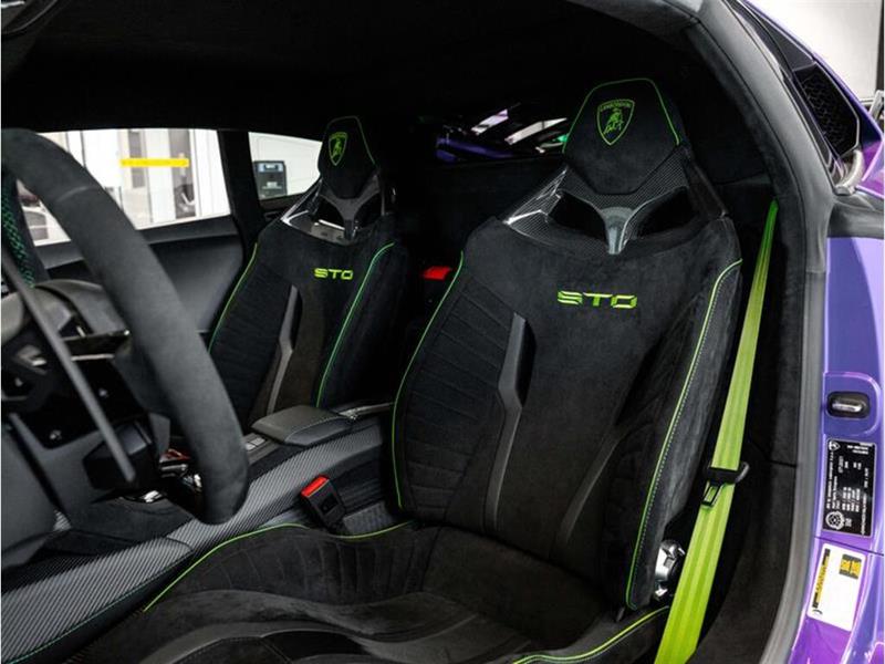 Lamborghini Huracán 10