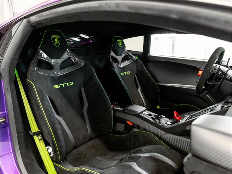 Lamborghini Huracán 11