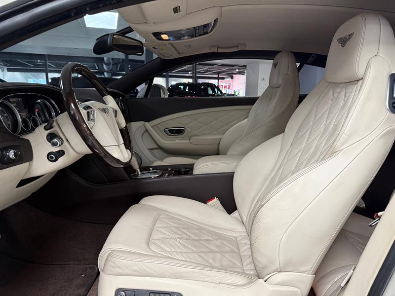 Bentley Continental GT 12