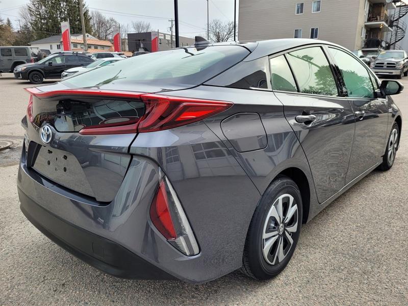 Toyota Prius Prime 5