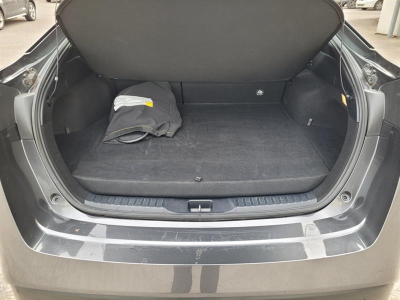 Toyota Prius Prime 7