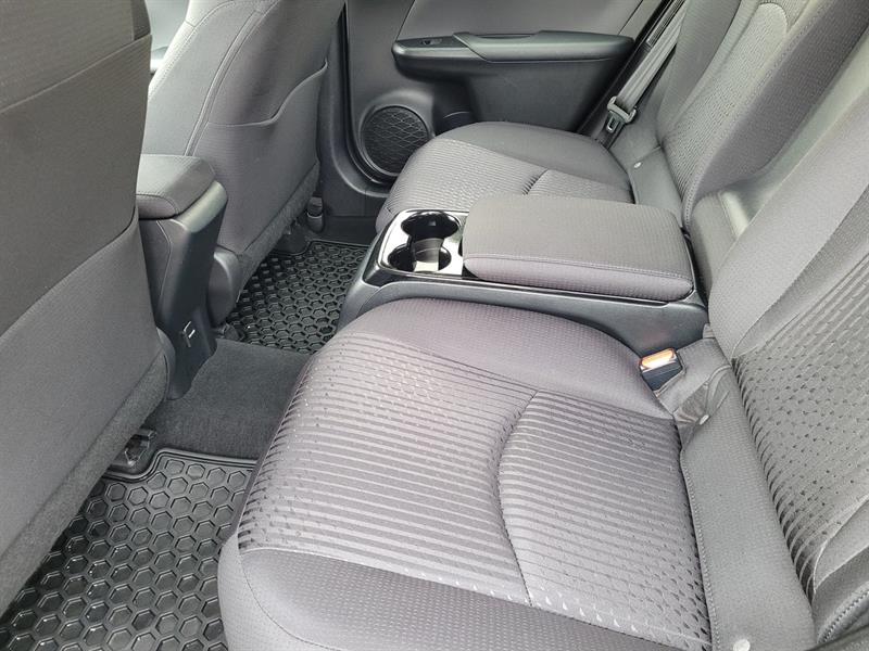 Toyota Prius Prime 13