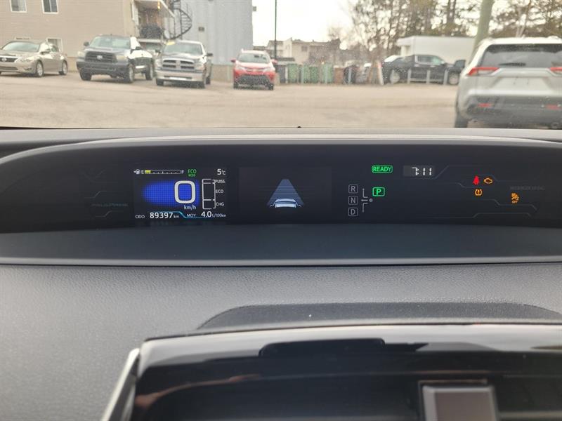 Toyota Prius Prime 18