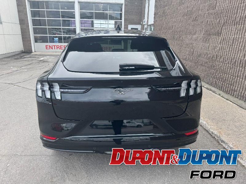 Ford Mustang Mach-e 4