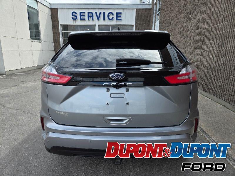 Ford Edge 4