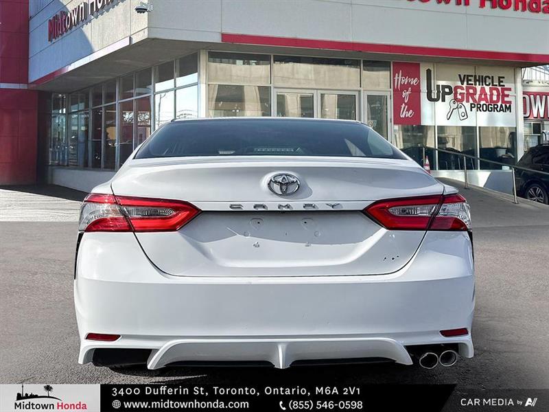 toyota Camry 2018 - 9