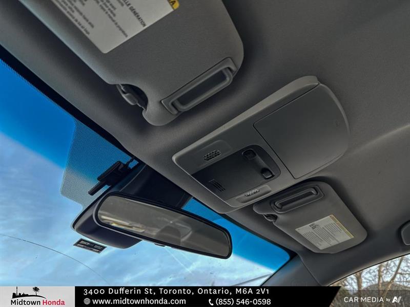 toyota Camry 2018 - 25