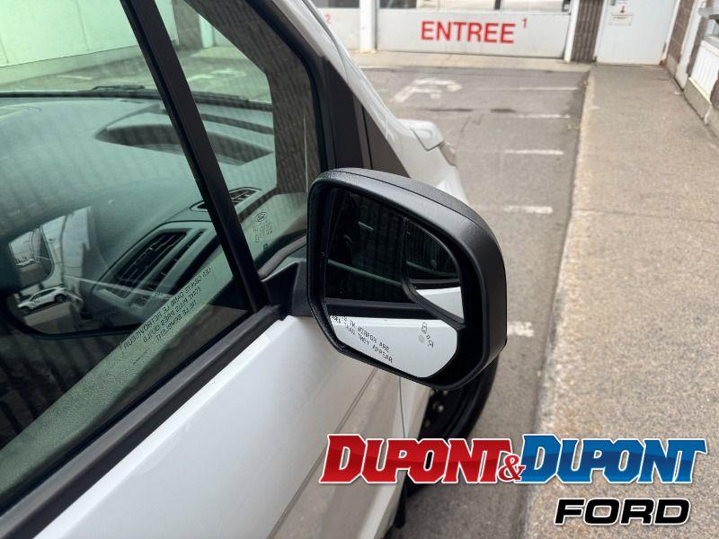 Ford Transit Connect 11