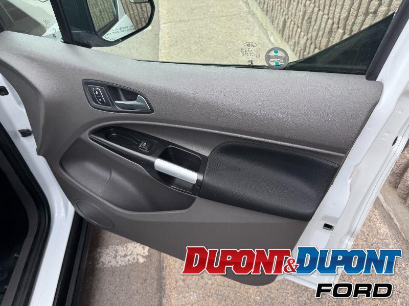 Ford Transit Connect 19