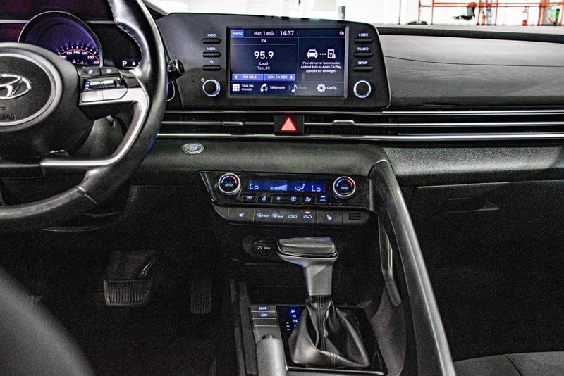 hyundai Elantra 2021 - 23