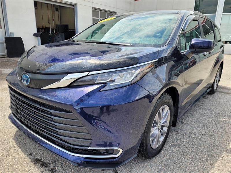 2023 Toyota Sienna
