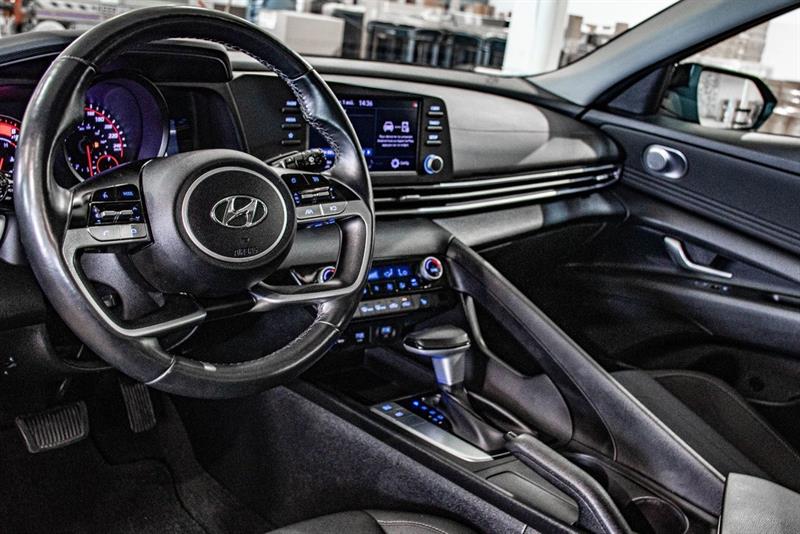 hyundai Elantra 2021 - 17