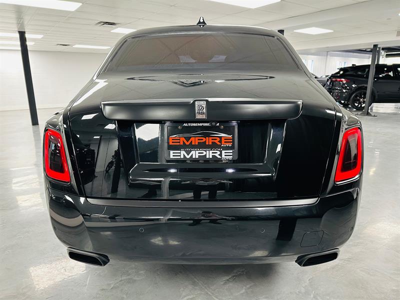 Rolls Royce Phantom 4