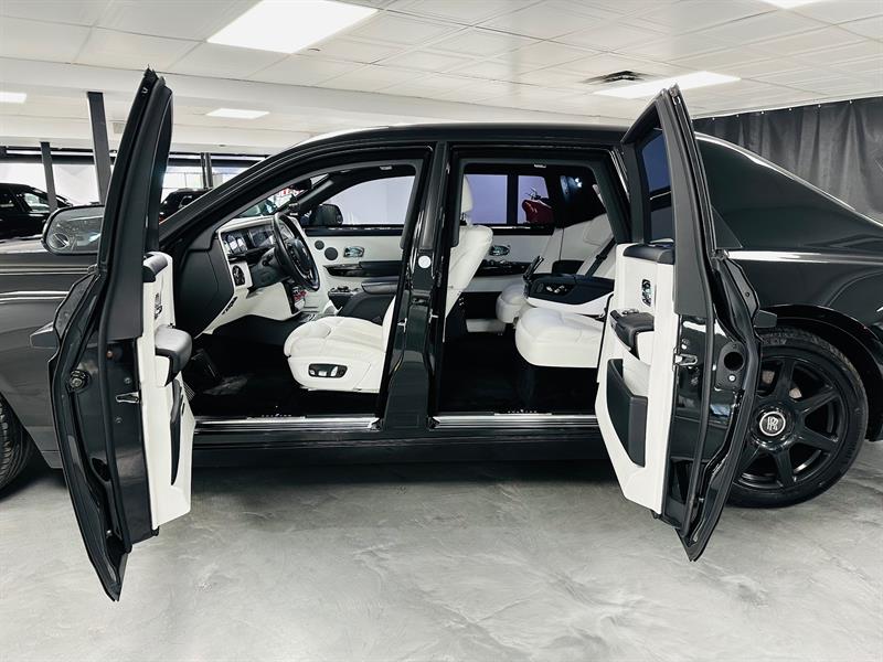 Rolls Royce Phantom 8