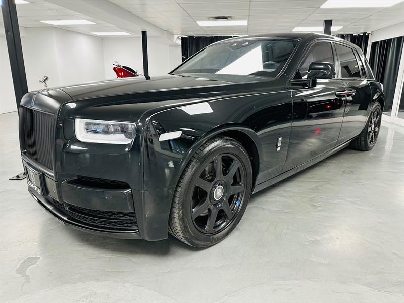 Rolls Royce Phantom 9