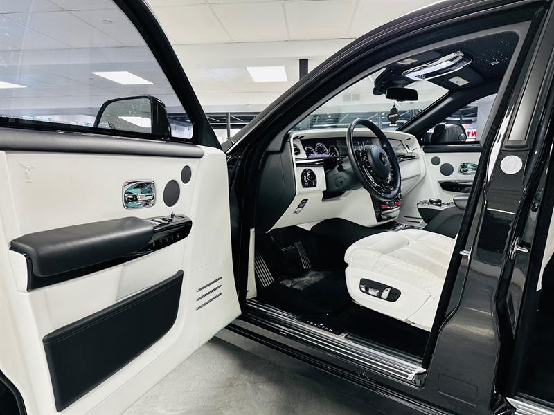 Rolls Royce Phantom 13