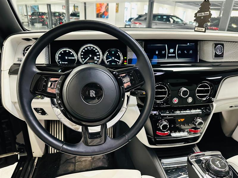 Rolls Royce Phantom 18