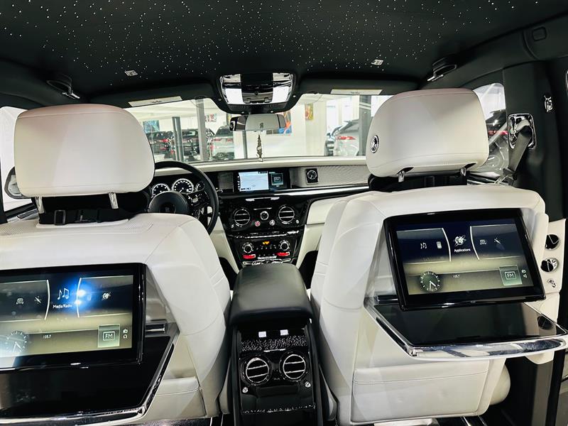 Rolls Royce Phantom 31